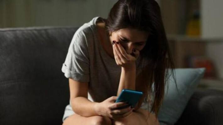 Family Of Woman Attack On youth Who molested her on socialmedia Family Of Woman Attack On youth Who molested her on socialmedia