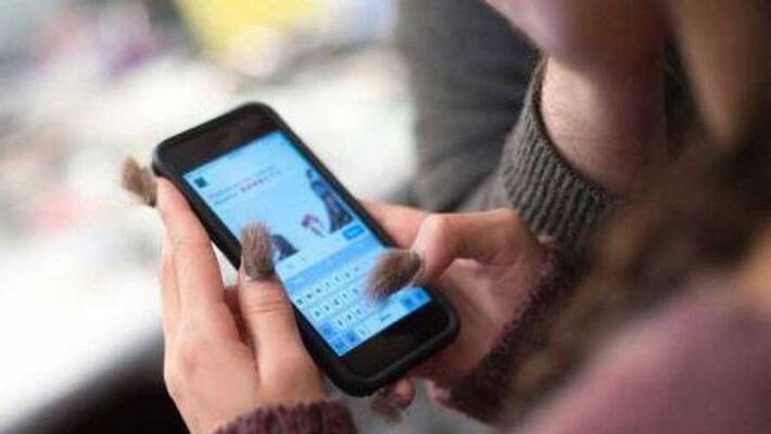 police arrest the youth who is blackmailing girl with naked photos in guntur police arrest the youth who is blackmailing girl with naked photos in guntur