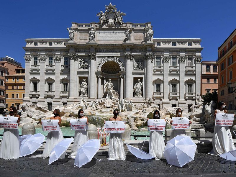 Brides in Wedding dress protested for delayed in marriage KPP