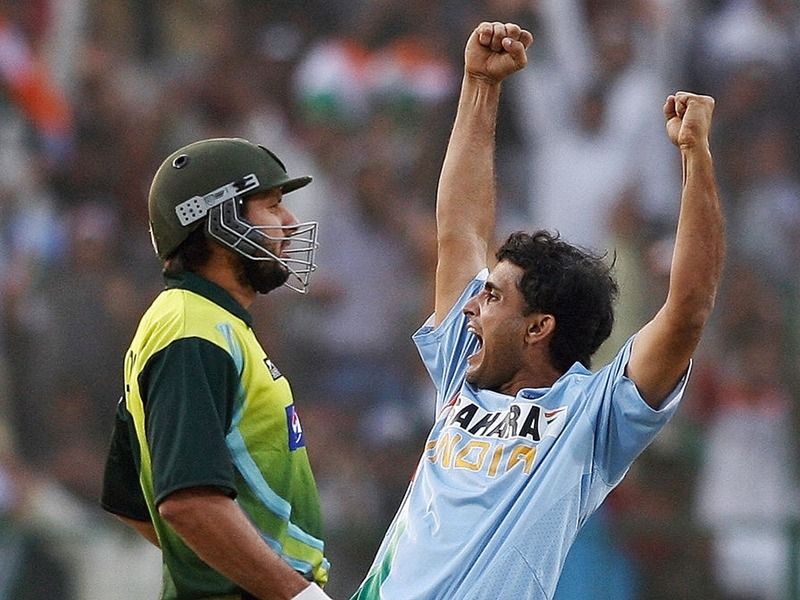 Sourav Ganguly confirmed his biopic production house Luv Films, Hero should be