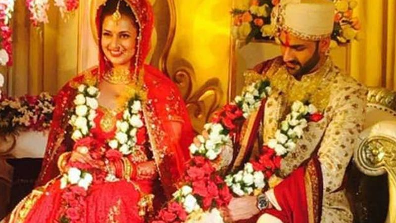 Tv Serial Yeh Hai Mohabbatein Actress Divyanka tripathi Celebrating Marriage Anniversary know her love Story with vivek dahiya KPY
