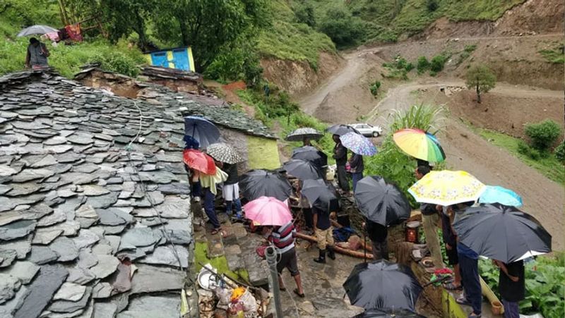 Uttarakhand accident: 3 people died house collapse in Almora due to heavy rains kpa