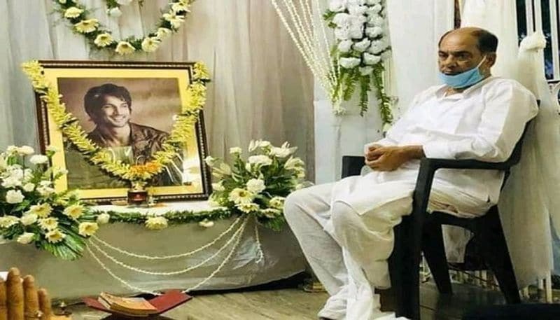 অথচ সপ্তাহ দুয়েক পরই সুশান্তের মৃত্যুর সিবিআই তদন্ত নিয়ে শেখর সুমনের সঙ্গে প্রতিবাদের ঝড় তুললেন। বলিউডের তরফদারি করার পাশাপাশি কেন সুশান্তের আকস্মিক মৃত্যুর সিবিআই তদন্তের দাবি করছেন তিনি। তাঁর এই পাল্টা মন্তব্যে জল্পনা তুঙ্গে।