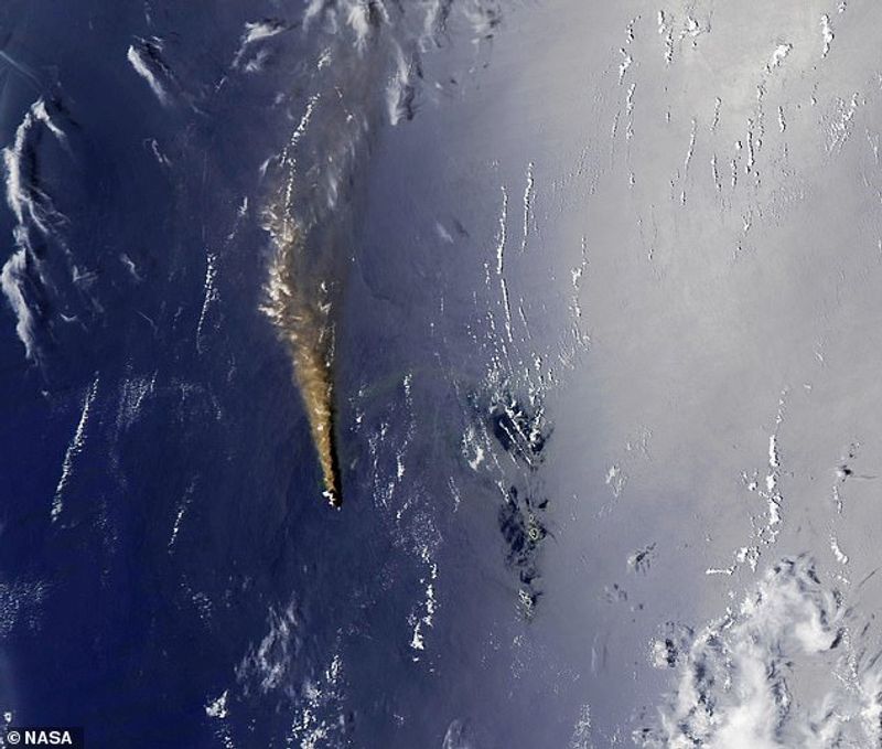 Volcanic island in the Pacific Ocean is experiencing a growth spurt
