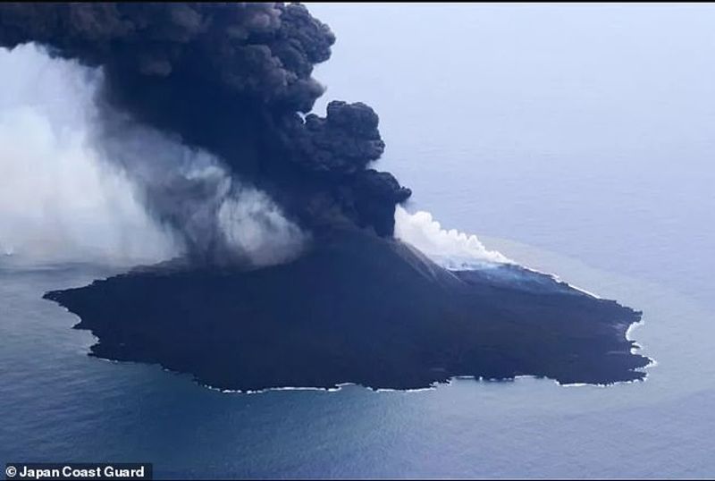 Volcanic island in the Pacific Ocean is experiencing a growth spurt