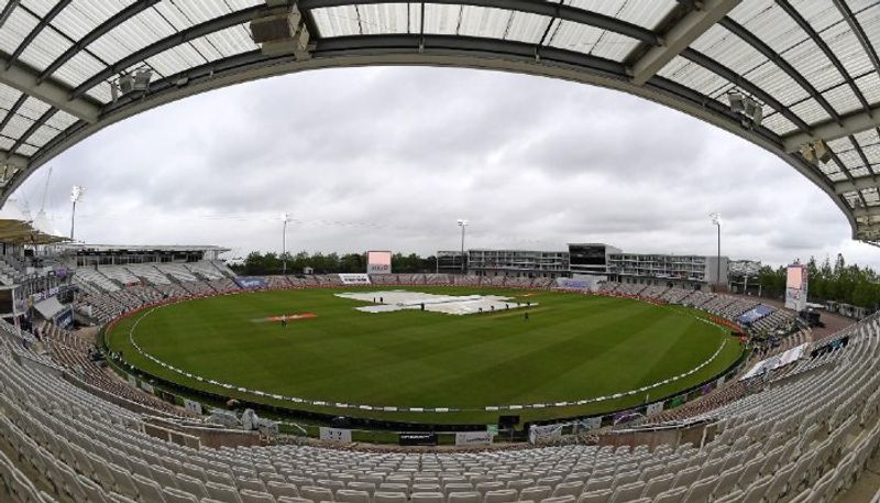 rain saves pakistan from defeat in second test against england in southampton