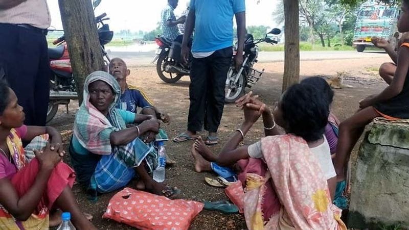 jharkhand news elder man reached police station woman head said revenge son murder in dhanbad kpr