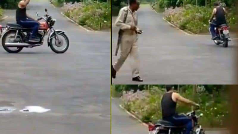 MS Dhoni Enjoys yamaha Ride On His 39th Bday Waves Back At Fans Greeting Him in Ranchi