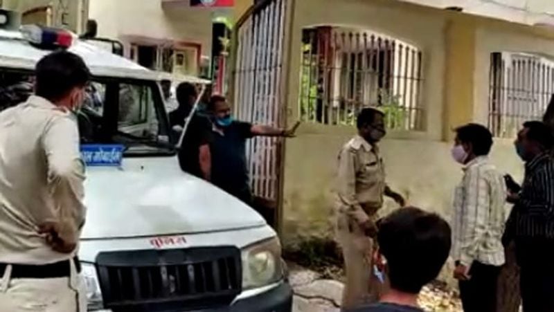 Kanpur Encounter Case updates: Most wanted Gangster Vikas Dubey Arrested in madhya pradesh ujjain mahakal temple See his All pics KPY