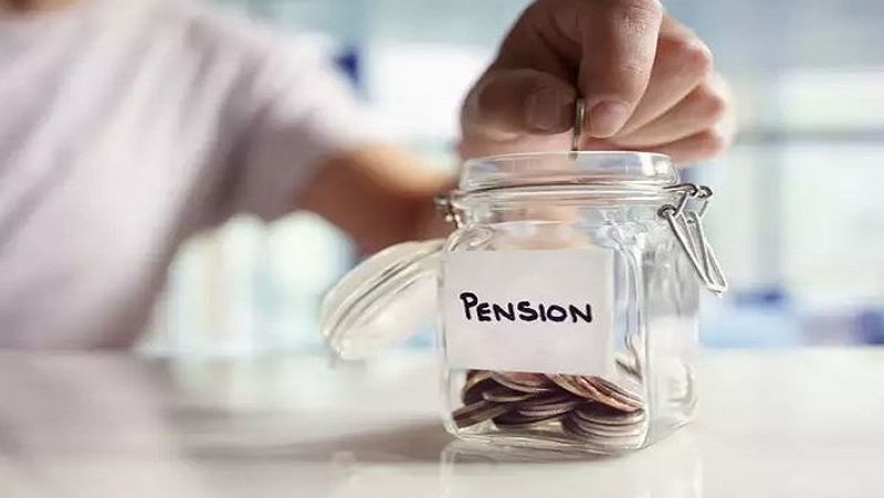 How much you have to contribute to get lifetime pension in PM shram Yogi Mandhan Yojna MJA