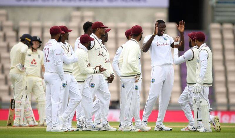 england lost 2 wickets earlier of the first innings of last test against west indies