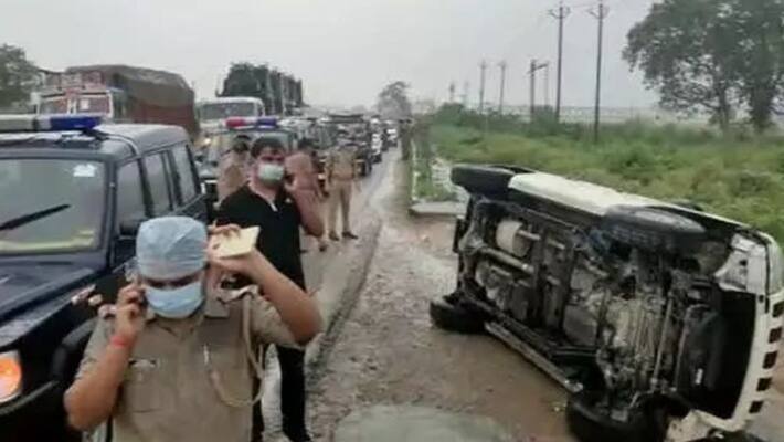 Vikas Dubey encounter or planned killing, politicians get involved in row BAL Vikas Dubey encounter or planned killing, politicians get involved in row BAL