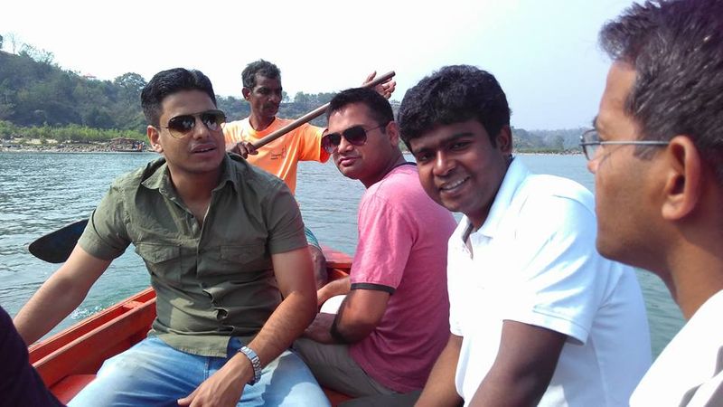 ias arun raaj cracked iit upsc together ias success story upsc toppers story kpt