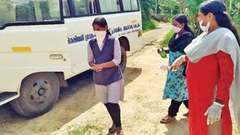 tamil nadu tribal student sreedevi scores 95 percent marks in tenth standard in kerala