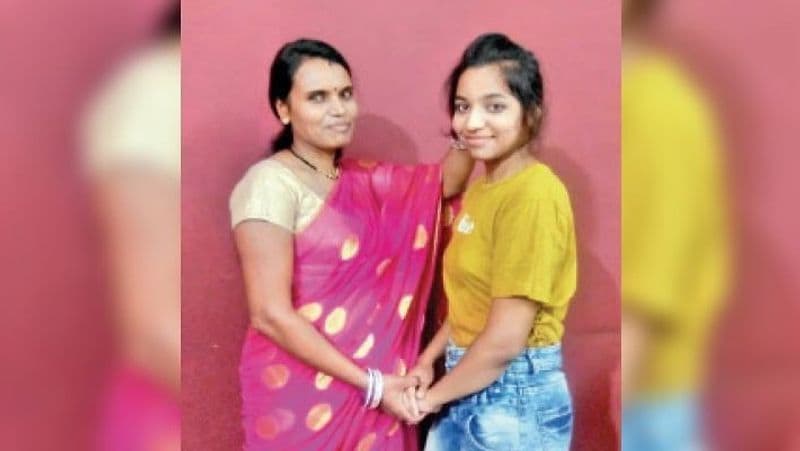 jharkhand news icse board result 2020 icse board 10th 12th results today state topper adrika in jharkhand kpr