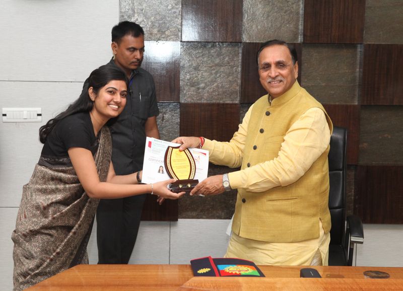 ias success story ias upsc topper mamta popat succeed in fifth attempt know her journy kpt