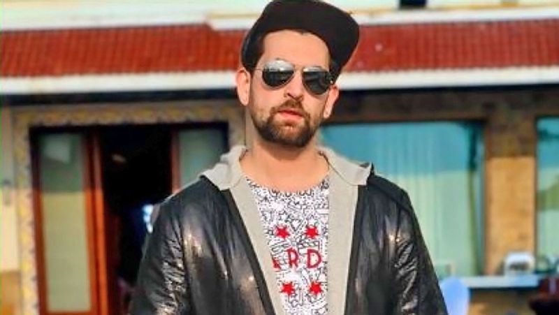 When Neil Nitin Mukesh Misbehaved with Shahrukh during an event KPG