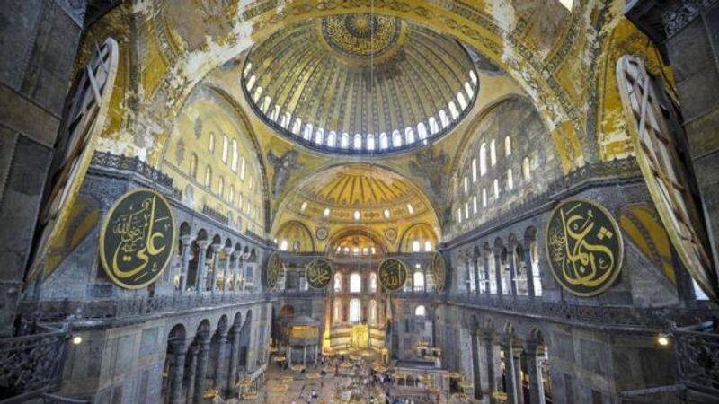 Hagia Sophia cathedral, museum or mosque, when erdogan tries to rewrite the history