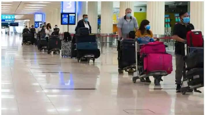 Holders of expired UAE visit visas should leave by August 11 or avail of grace period Holders of expired UAE visit visas should leave by August 11 or avail of grace period