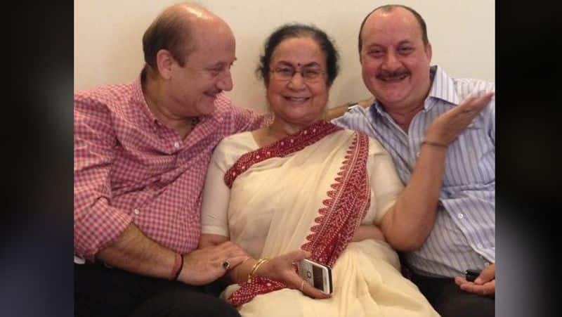 Anupam Kher mother brother sister-in-law niece test positive for coronavirus