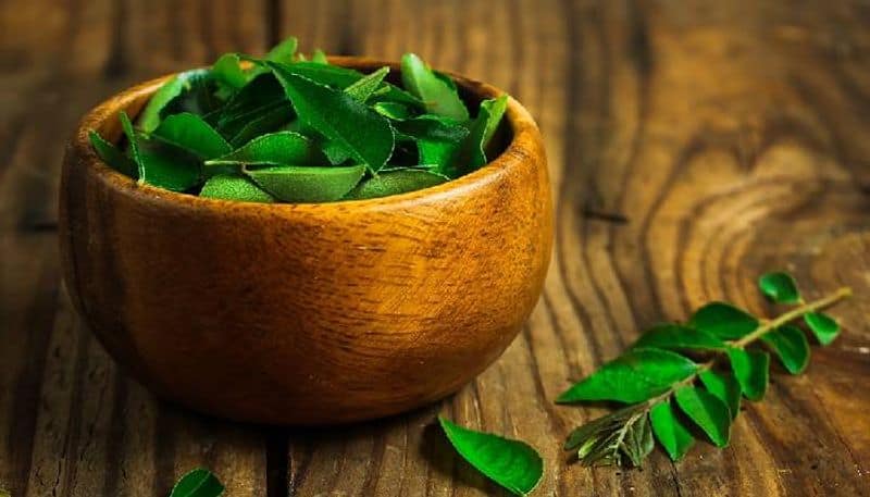 curry leaf mask to prevent premature greying