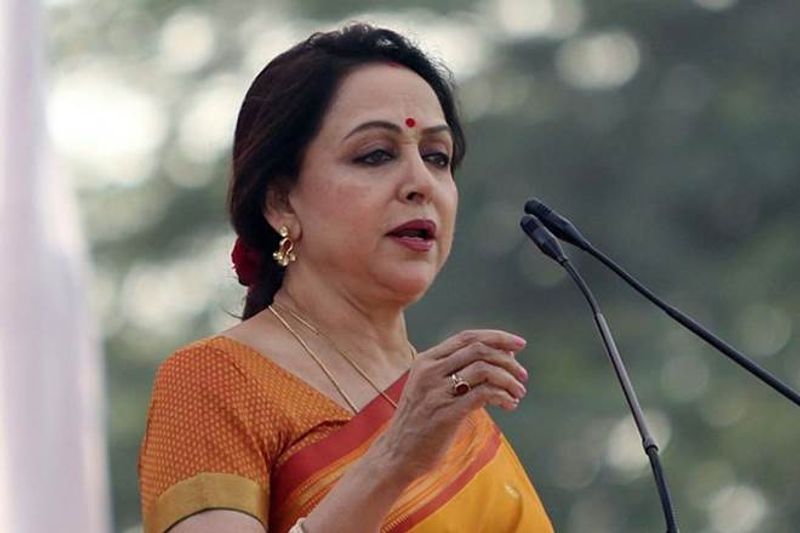 This is what Hema Malini has to say on her hospitalisation rumours
