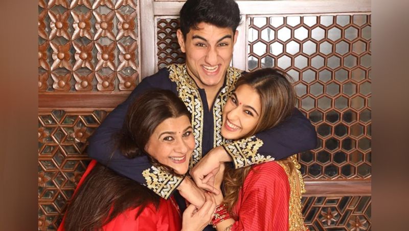 when saif ali khan daughter revealed reason behind mummy papa divorce and staying with mom KPJ