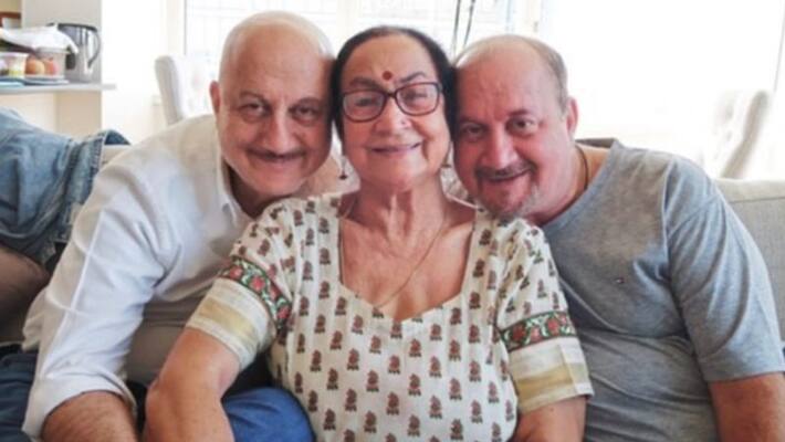 Anupam Kher Confirms his Mother is now COVID 19 Negative BJC Anupam Kher Confirms his Mother is now COVID 19 Negative BJC