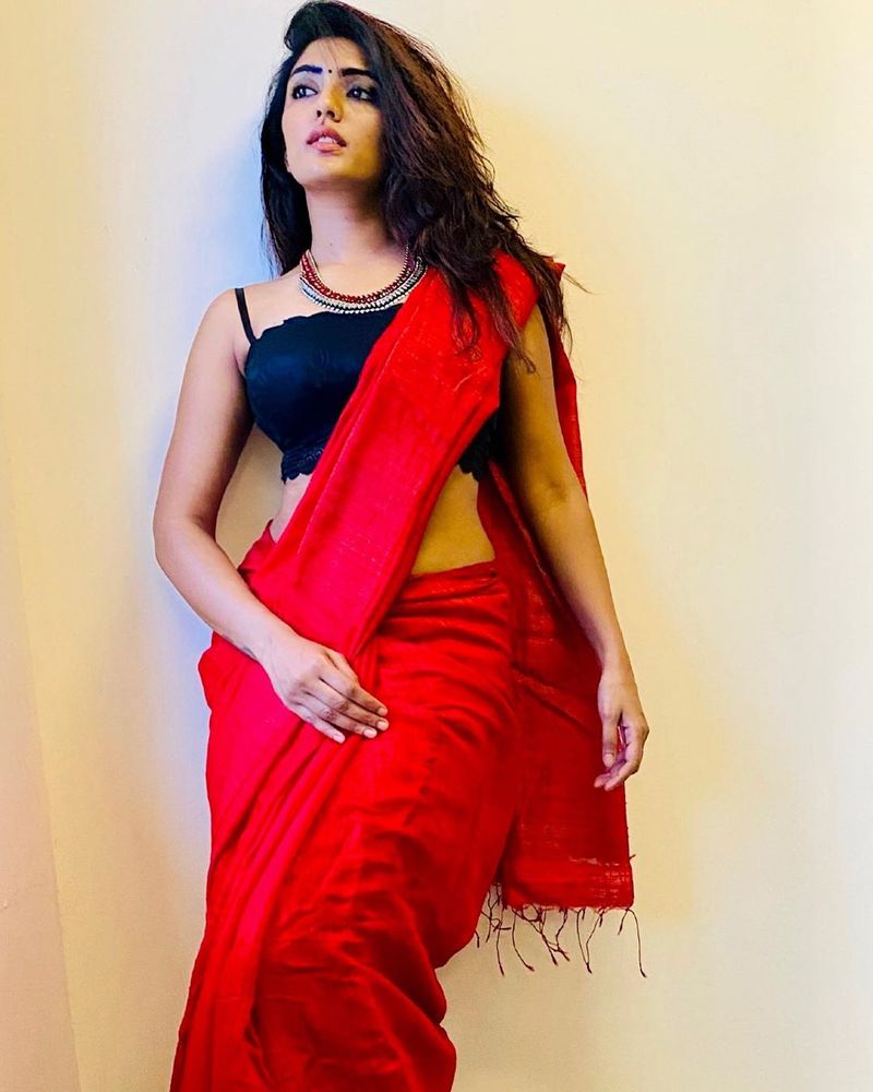 త్వలరో సాండల్ వుడ్ ఎంట్రీకి రెడీ అవుతున్న బ్యూటీ.