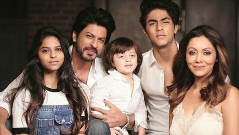 Shahrukh Khan son Aryan Khan cozy with mystery girl photos viral on social media KPJ