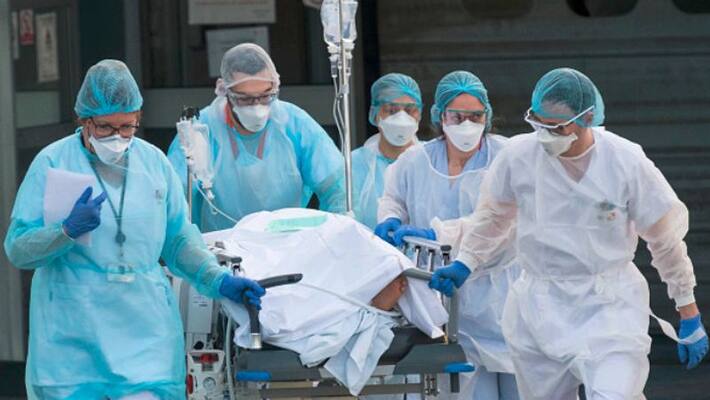woman discharged from kims after 158 days covid-19 treatment in karnataka woman discharged from kims after 158 days covid-19 treatment in karnataka