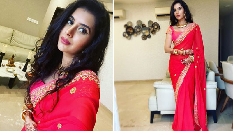 Sushmita sen Sister in law And tv Actress Charu Asopa did Sawan ki puja in ethnic look KPY