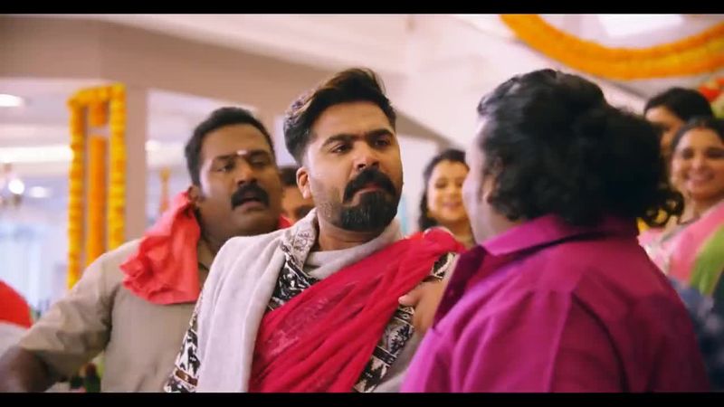 சிம்புவுடன் வந்த ராஜா தான் வருவேன் படத்தில் நடித்து இருப்பார் அவர் வரும் இடமெல்லாம் சிரிப்பு மழை பொழிந்தது ரசிகர்கள் குடும்பங்கள் ஆதர்வு கொடுத்தார்கள் 