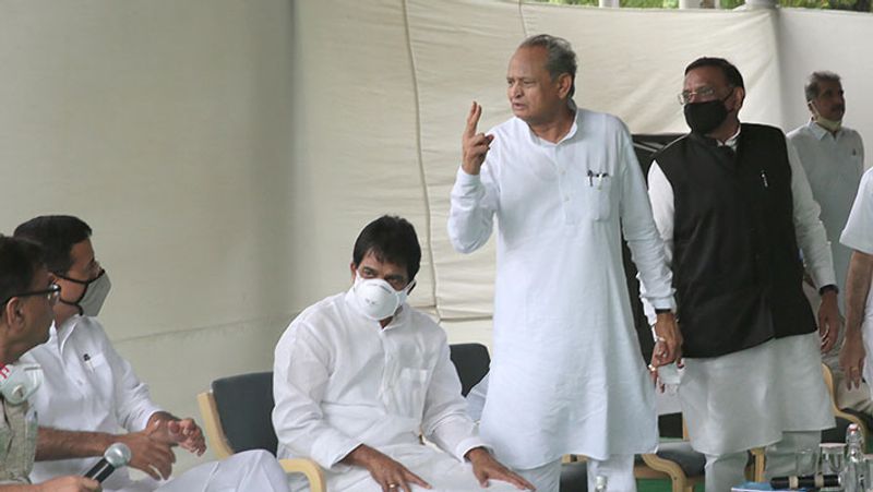 Rajasthan politics, current situation of politics war between Ashok Gehlot and Sachin Pilot kpa