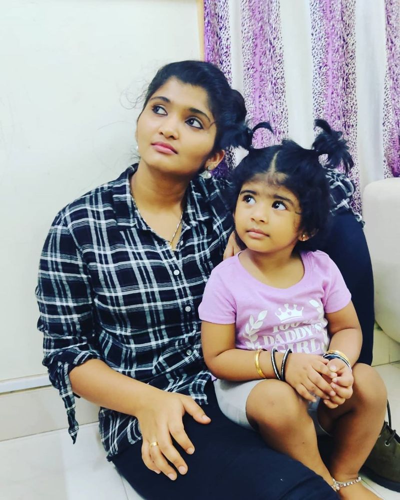 டோரதி குழந்தை டாஷா உடன் 