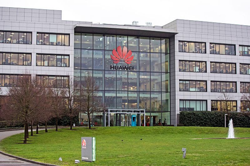 UK bans purchase of new 5G equipment from China's huawei from December 31 BAL