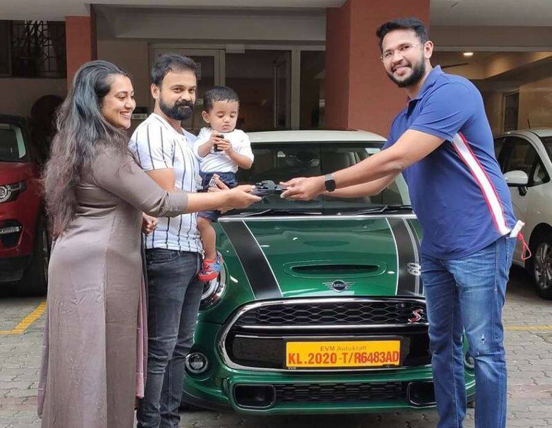 actor kunchacko boban bought mini cooper 60 year special edition car