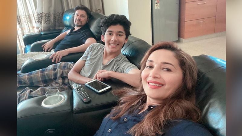 madhuri dixit beautiful luxurious house inside photos of celebrity house KPJ