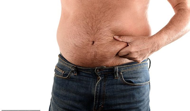 new study reveals beer belly reduces men chances to be father fir fifty percent kph