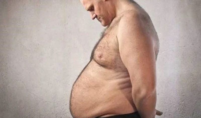 new study reveals beer belly reduces men chances to be father fir fifty percent kph