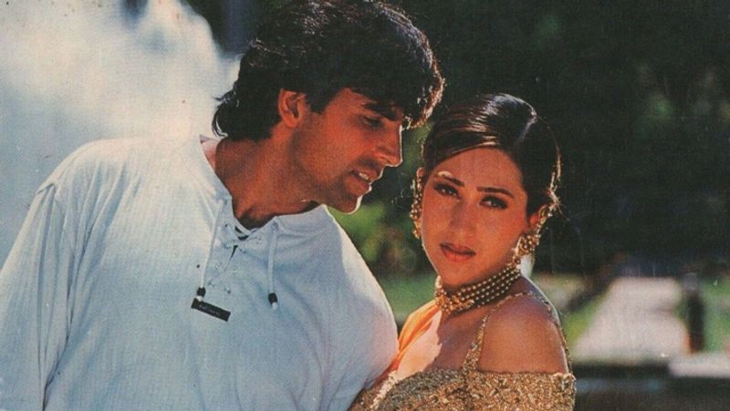 know why karisma kapoor hate akshay kumar but still the bollywood actor helped actress when she is in trouble KPJ