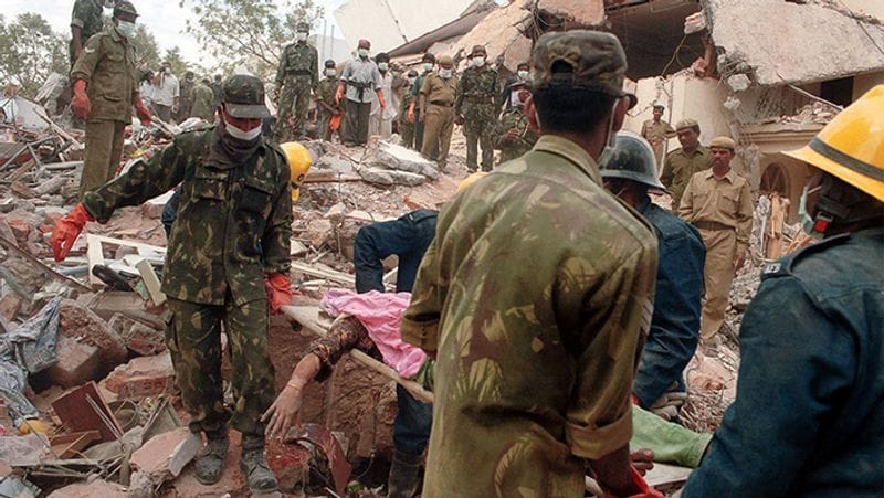 Earthquake in Gujarat and Assam, see some pictures of dangerous earthquake in Bhuj of Gujarat kpa