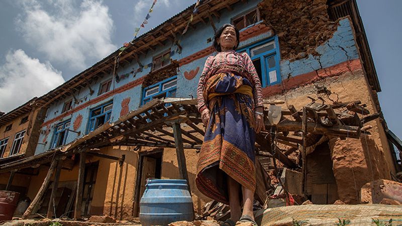 Earthquake in Gujarat and Assam, see some pictures of dangerous earthquake in Bhuj of Gujarat kpa