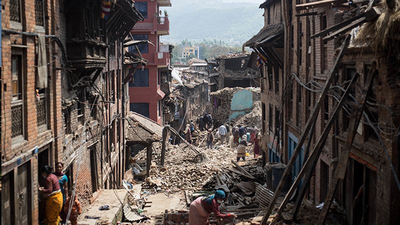 Earthquake in Gujarat and Assam, see some pictures of dangerous earthquake in Bhuj of Gujarat kpa