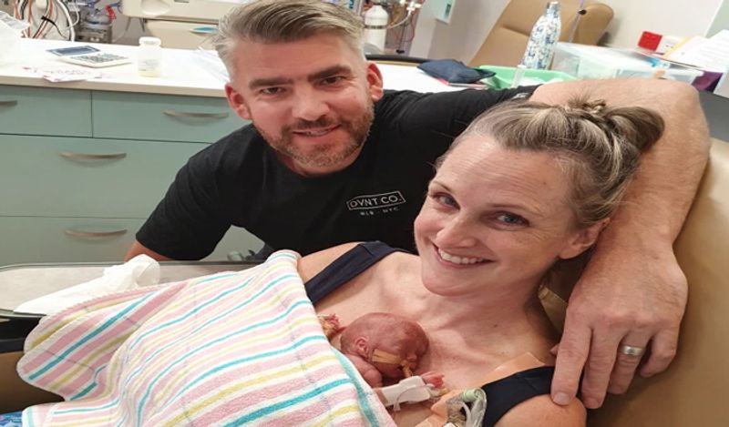 miracle baby girl born in just 24 weeks weighing 450 grams survival story kph