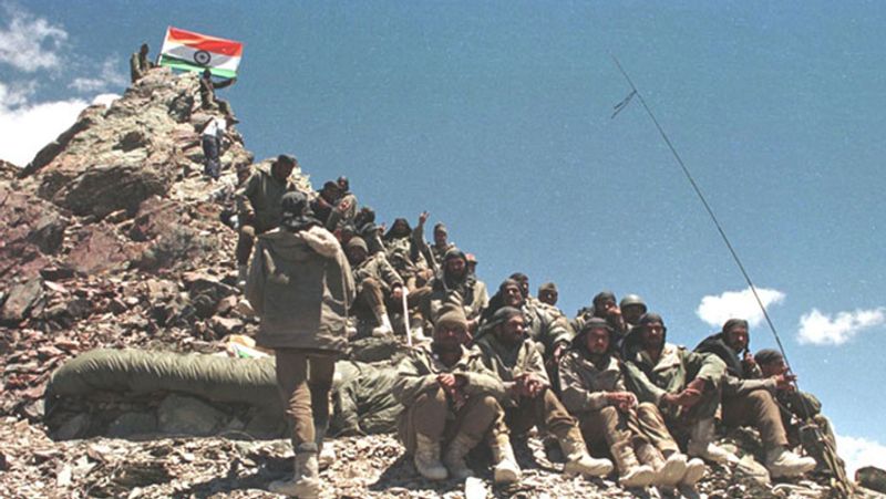 kargil vijay diwas Know how Indian Army Wins Hump And point 5140 during kargil war hero captain vikram batra Said yeh dil maange more KPY