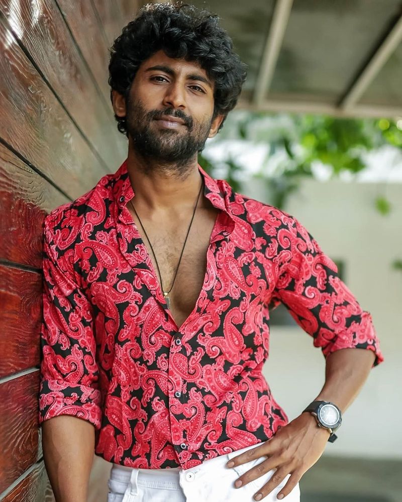 சினிமாவுக்காக தன்னை தானே தயார் செய்யும் மஹேந்திரன் 