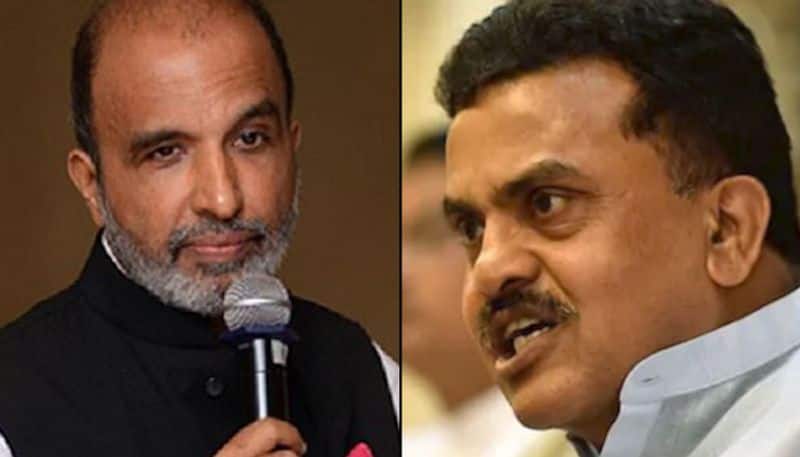 Two loyalist Congressmen Sanjay Jha and Sanjay Nirupam expose the working style of the grand old party
