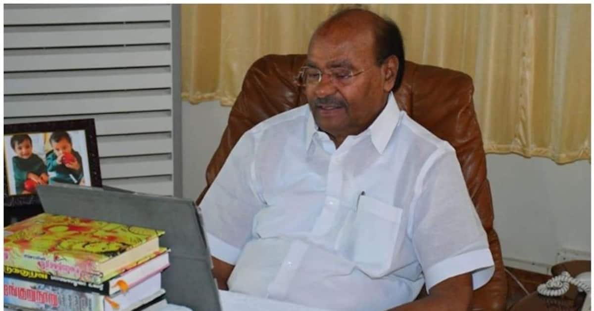 ராமதாஸை அந்தமானுக்கு கடத்துவது நல்லது... பிரபல எழுத்தாளார் ஆவேசம்..!