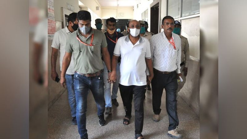 Madhya Pradesh media and sexual exploitation of newspaper owners Pyare Mian, Jeetu Soni and Kishore Wadhwani kpa